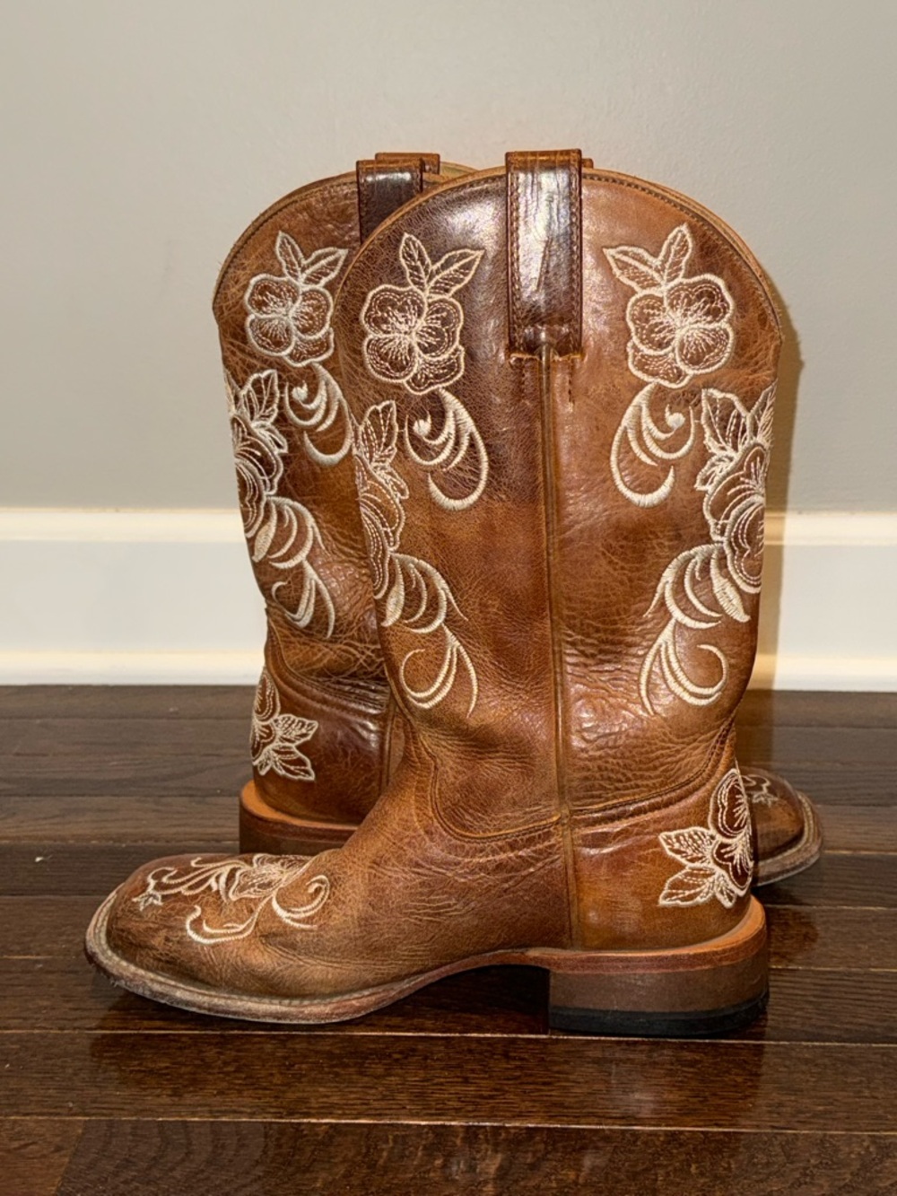 SHYANNE WOMEN'S LASY FLORAL EMBROIDERED WESTERN BOOTS Size 7.5 - Picture 6 of 12
